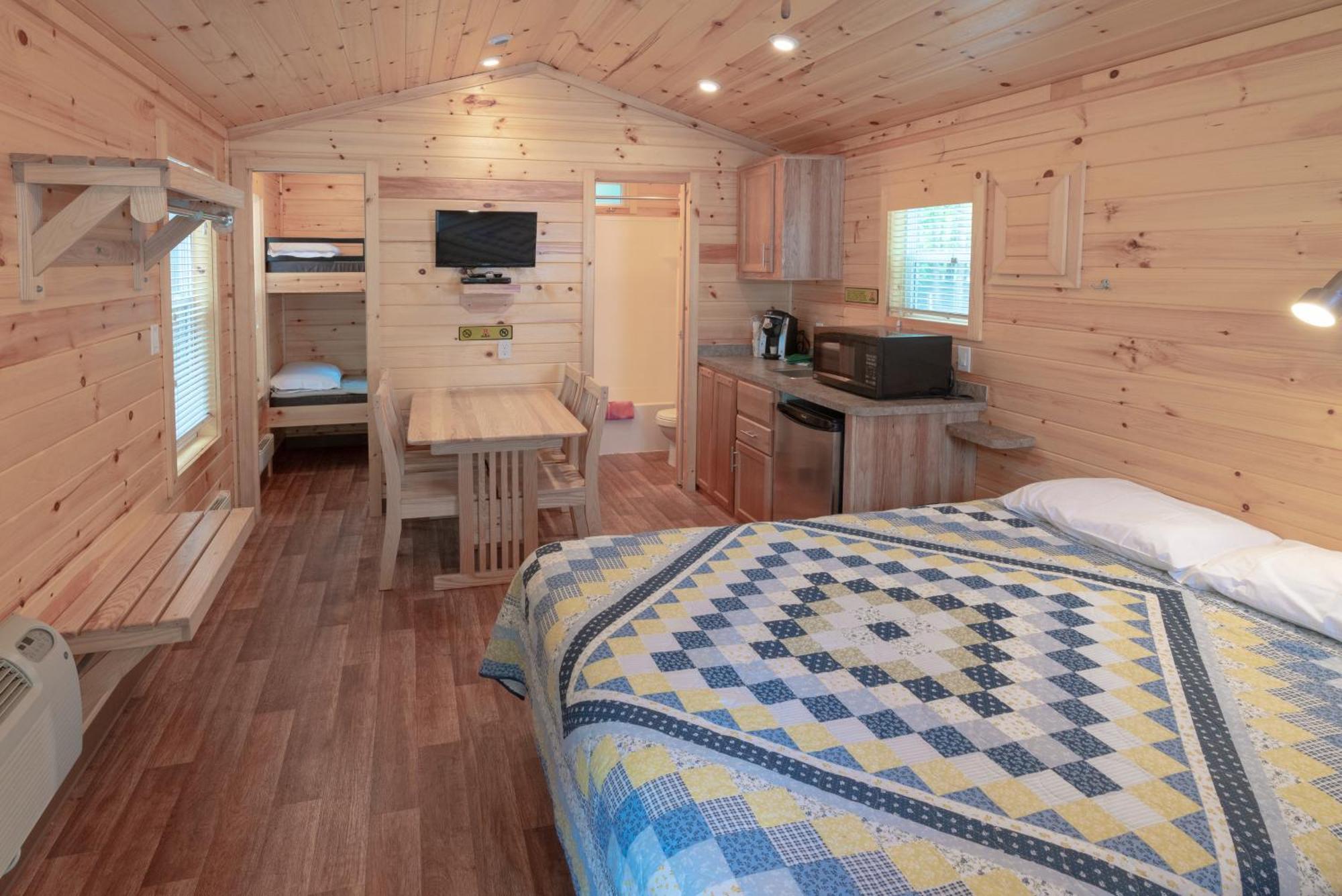 Sun Outdoors Saco Old Orchard Beach Room photo